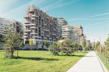 France, Ile-De-France, Paris, Modern apartments at Parc Clichy-Batignolles - Martin Luther King - TAMF03957
