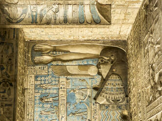 Details der Decke in der Hypostylhalle, Hathor-Tempel, Dendera-Tempelanlage, Dendera, Ägypten, Nordafrika, Afrika - RHPLF28250