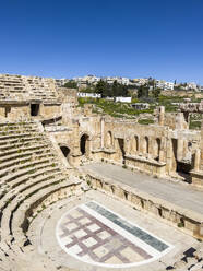 Das große Nordtheater in der antiken Stadt Jerash, die vermutlich 331 v. Chr. von Alexander dem Großen gegründet wurde, Jerash, Jordanien, Naher Osten - RHPLF28380
