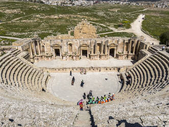 Das große Nordtheater in der antiken Stadt Jerash, die vermutlich 331 v. Chr. von Alexander dem Großen gegründet wurde, Jerash, Jordanien, Naher Osten - RHPLF28392