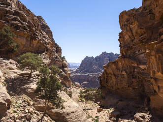 End of the World view, Petra Archaeological Park, UNESCO World Heritage Site, one of the New Seven Wonders of the World, Petra, Jordan, Middle East - RHPLF28400