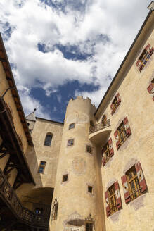 The Castle of Bruneck, Sudtirol (South Tyrol) (Province of Bolzano), Italy, Europe - RHPLF28569