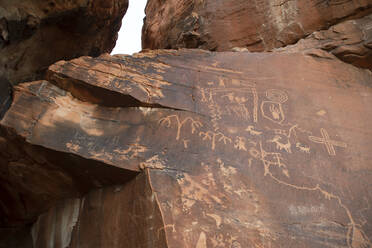 Petroglyphs, Valley of Fire, near Las Vegas, Nevada, United States of America, North America - RHPLF28575