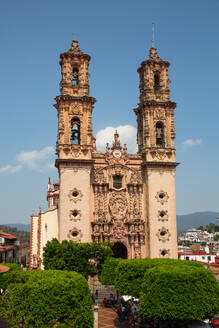 Churrigueresque Style Towers, Church of Santa Prisca de Taxco, founded 1751, UNESCO World Heritage Site, Taxco, Guerrero, Mexico, North America - RHPLF28594