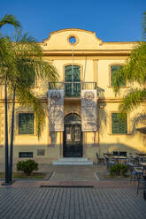 Blick auf das Museum in Argostoli, Hauptstadt von Kefalonia, Argostolion, Kefalonia, Ionische Inseln, Griechische Inseln, Griechenland, Europa - RHPLF28739