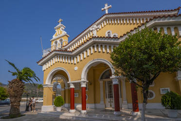 Blick auf die Kirche Ekklisia Panagia in Argostoli, Hauptstadt von Kefalonia, Argostolion, Kefalonia, Ionische Inseln, Griechische Inseln, Griechenland, Europa - RHPLF28768