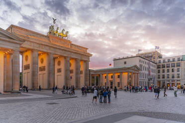 View of Brandenburg Gate at dusk, Pariser Square, Unter den Linden, Berlin, Germany, Europe - RHPLF28842
