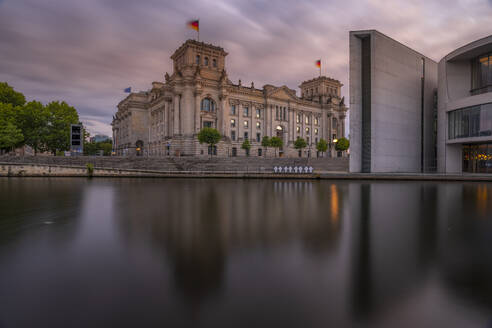 View of the River Spree and the Reichstag (German Parliament building) at sunset, Mitte, Berlin, Germany, Europe - RHPLF28856