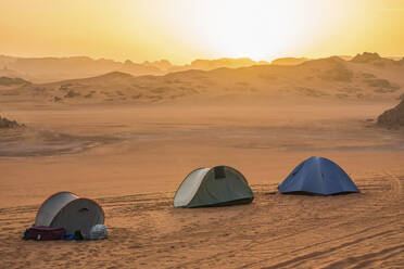 Aerial View of people camping in the Sahara desert, Djanet, Algeria, Africa. - AAEF22958