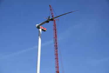 Deutschland, Rheinland-Pfalz, Flonheim, Bau einer großen Windkraftanlage - BSCF00671