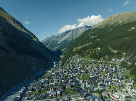 Aerial view of Zermatt, a small town famous for winter destination on the Swiss Alps, Valais, Switzerland. - AAEF23361