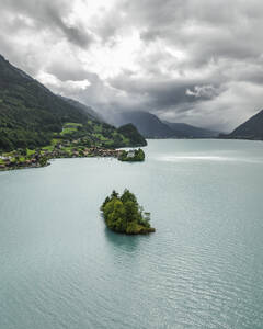 Aerial view of Schnaggeninseli Island near Iseltwald on the Brienzersee Lake, Bern, Switzerland. - AAEF23399