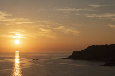 Italy, Sicily, Realmonte, Scala dei Turchi at sunset - FCF02151