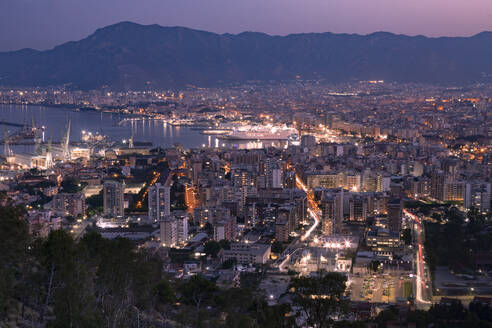 Italy, Sicily, Palermo, View from Mount Pellegrino hill at dusk - FCF02168