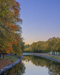 Stream and autumn trees at sunset - FOLF12608