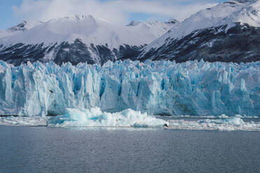 Perito Moreno Glacier at Santa Cruz in Argentina - RSGF00959