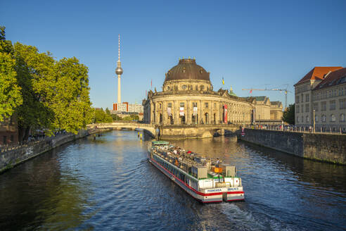 View of River Spree and Bode Museum, Museum Island, UNESCO World Heritage Site, Berlin Mitte district, Berlin, Germany, Europe - RHPLF28910