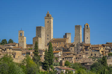 View of San Gimignano skyline, San Gimignano, UNESCO World Heritage Site, Province of Siena, Tuscany, Italy, Europe - RHPLF29005