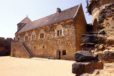 Guedelon Castle, medieval-site, construction of a castle, using techniques and materials used in the Middle Ages, Treigny, Yonne, France, Europe - RHPLF29163