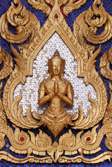 Roof detail, Wat Phra Kaew (Temple of the Emerald Budda), Bangkok, Thailand, Southeast Asia, Asia - RHPLF29248