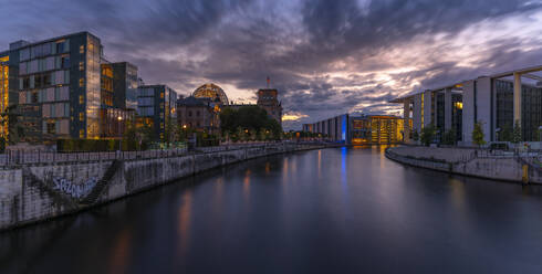 View of the River Spree and the Reichstag (German Parliament building) at sunset, Mitte, Berlin, Germany, Europe - RHPLF29252