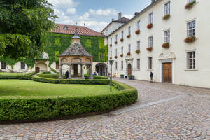 Klosterhof Neustift, Brixen, Südtirol, Italien, Europa - RHPLF29367