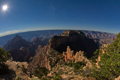 Wotans Thron im Mondlicht, Grand Canyon North Rim, Grand Canyon, Arizona, Vereinigte Staaten von Amerika, Nordamerika - RHPLF29634