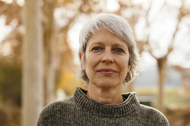 Smiling mature woman with short gray hair - EBSF04206