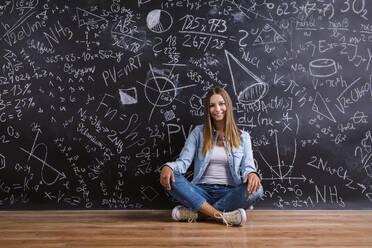 Studioaufnahme von jungen Studenten, Schulzeit. - HPIF35592