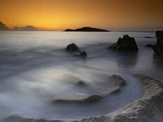 Portugal, Alentejo, Long exposure of Praia do Brejo Largo at dusk - DSGF02495