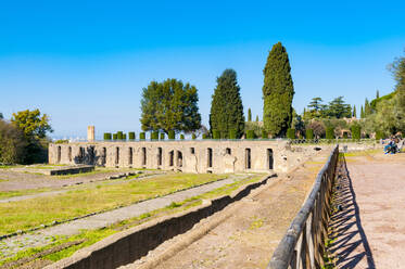 Hundert Kammern, die zur Lagerung von Vorräten und zur Unterbringung der Bediensteten der Villa dienten, Hadriansvilla, UNESCO-Weltkulturerbe, Tivoli, Provinz Rom, Latium, Italien, Europa - RHPLF29915
