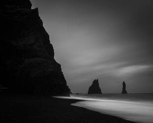 Reynisfjara und Meeresstapel, Island, Polarregionen - RHPLF30119