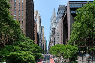 Blick auf die 42nd Street, eine wichtige Querstraße, von der Tudor City Overpass (Tudor City Btidge), Stadtbezirk Manhattan von New York City, Vereinigte Staaten von Amerika, Nordamerika - RHPLF30311