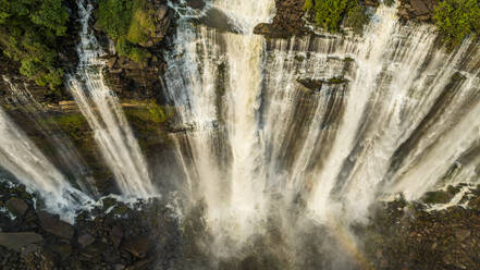 Luftaufnahme des dritthöchsten Wasserfalls in Afrika, Calandula Falls, Malanje, Angola, Afrika - RHPLF30378