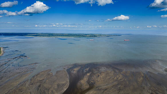 Luftaufnahme des Flusses Gouffre im St. Lawrence River, Quebec, Kanada, Nordamerika - RHPLF30600