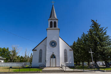 Alte Kirche in Fort Macleod in der Nähe der UNESCO-Stätte 