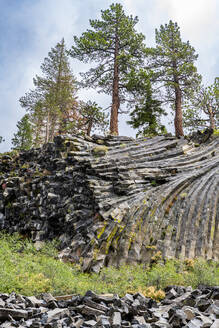 Rock formation of columnar basalt, Devils Postpile National Monument, Mammoth Mountain, California, United States of America, North America - RHPLF30898