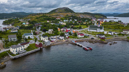 Luftaufnahme der historischen Stadt Trinity, Bonavista Peninsula, Neufundland, Kanada, Nordamerika - RHPLF30992