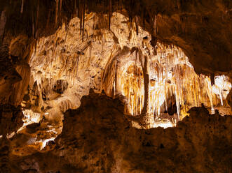 Im Inneren des Big Room im Carlsbad Caverns National Park, UNESCO-Weltkulturerbe, in den Guadalupe Mountains, New Mexico, Vereinigte Staaten von Amerika, Nordamerika - RHPLF31250