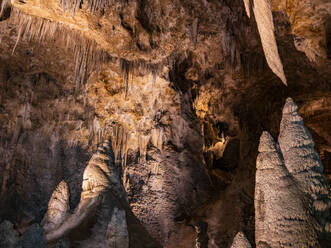 Im Inneren des Big Room im Carlsbad Caverns National Park, UNESCO-Weltkulturerbe, in den Guadalupe Mountains, New Mexico, Vereinigte Staaten von Amerika, Nordamerika - RHPLF31251