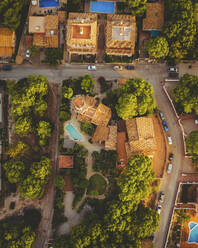 Luftaufnahme des Dorfes Sant Elm, Mallorca, Balearen, Spanien. - AAEF24947