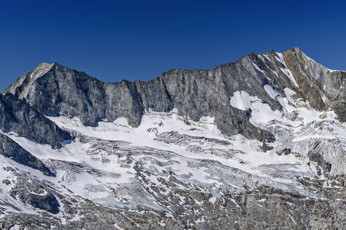 Österreich, Tirol, Hochfeiler vom Gipfel des Schonbichler Horns aus gesehen - ANSF00711