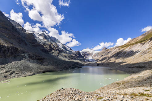 Sandersee vor den Bergen am Großglockner, Österreich - FOF13715