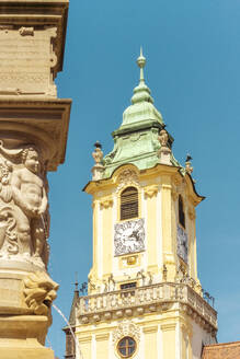 Slovakia, Bratislava Region, Bratislava, Old town hall with Maximilians Fountain in foreground - TAMF04060