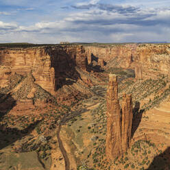 USA, Arizona, Spider Rock, Spider Rock im Canyon de Chelly National Monument - TETF02474