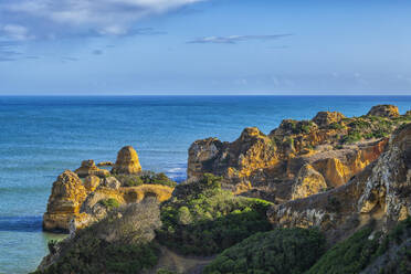 Portugal, Algarve, Lagos, Coastal landscape of Iberian Peninsula - ABOF00954