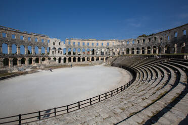 Pula Arena, römisches Amphitheater, erbaut zwischen 27 v. Chr. und 68 n. Chr., Pula, Kroatien, Europa - RHPLF31755