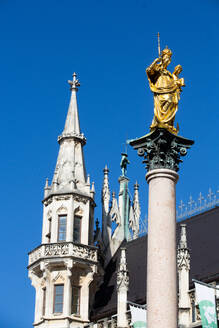 Marienstatue, Marienplatz (Platz), Altstadt, München, Bayern, Deutschland, Europa - RHPLF31819