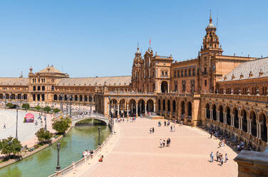 Plaza de Espana (Spanienplatz) im Parque de Maria Luisa (Maria-Luisa-Park), Sevilla, Andalusien, Spanien, Europa - RHPLF31848