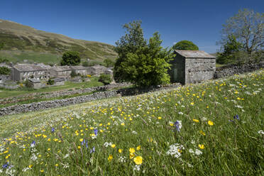 Das Dorf Thwaite im Sommer, Swaledale, Yorkshire Dales National Park, Yorkshire, England, Vereinigtes Königreich, Europa - RHPLF31865